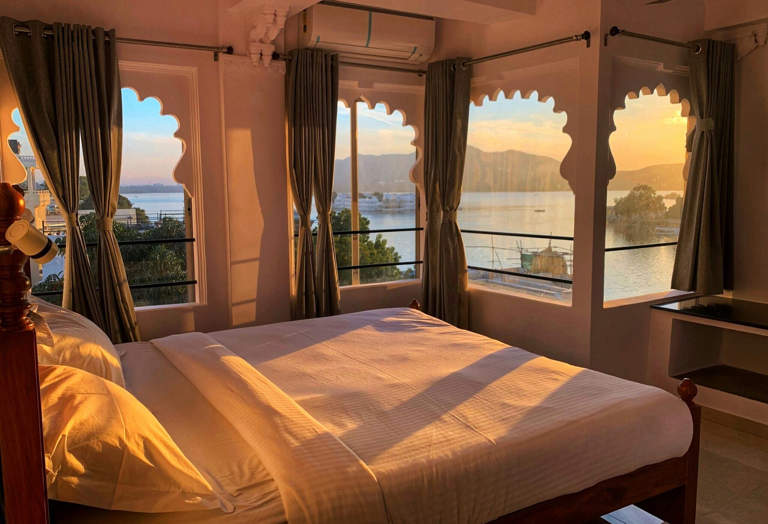 Sunrise View Room